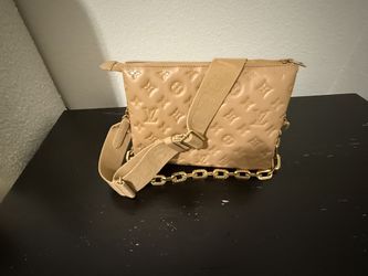 LV Embossed Coussin