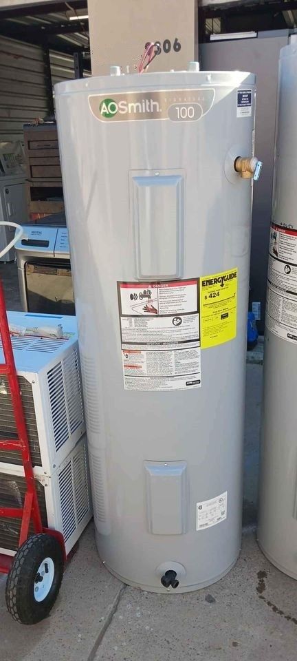 Refurbished 50 gal Natural Gas Water Heater (includes installation)
