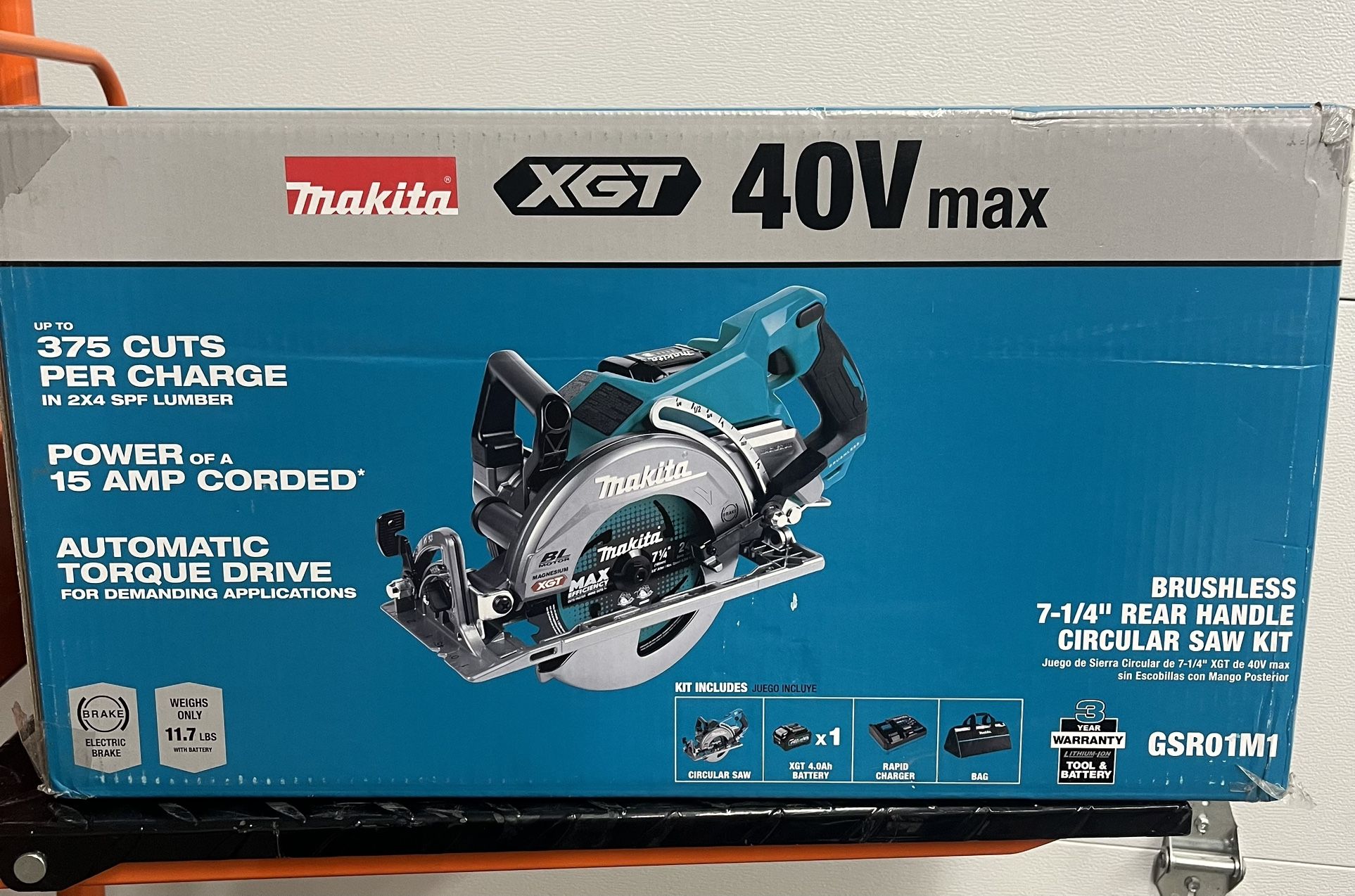 Makita 40V Max XGT Brushless Cordless Rear Handle 7-1/4 in. Circular Saw Kit (4.0 Ah)