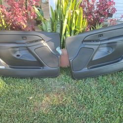 2005 Silverado Sierra Front  door panels