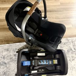 Nuna Car seat stroller set