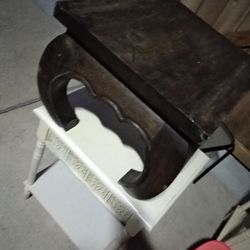 Little Shelf To Put Stuff On Or Plants On 