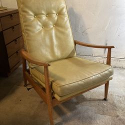 Mid Century Recliner Chair