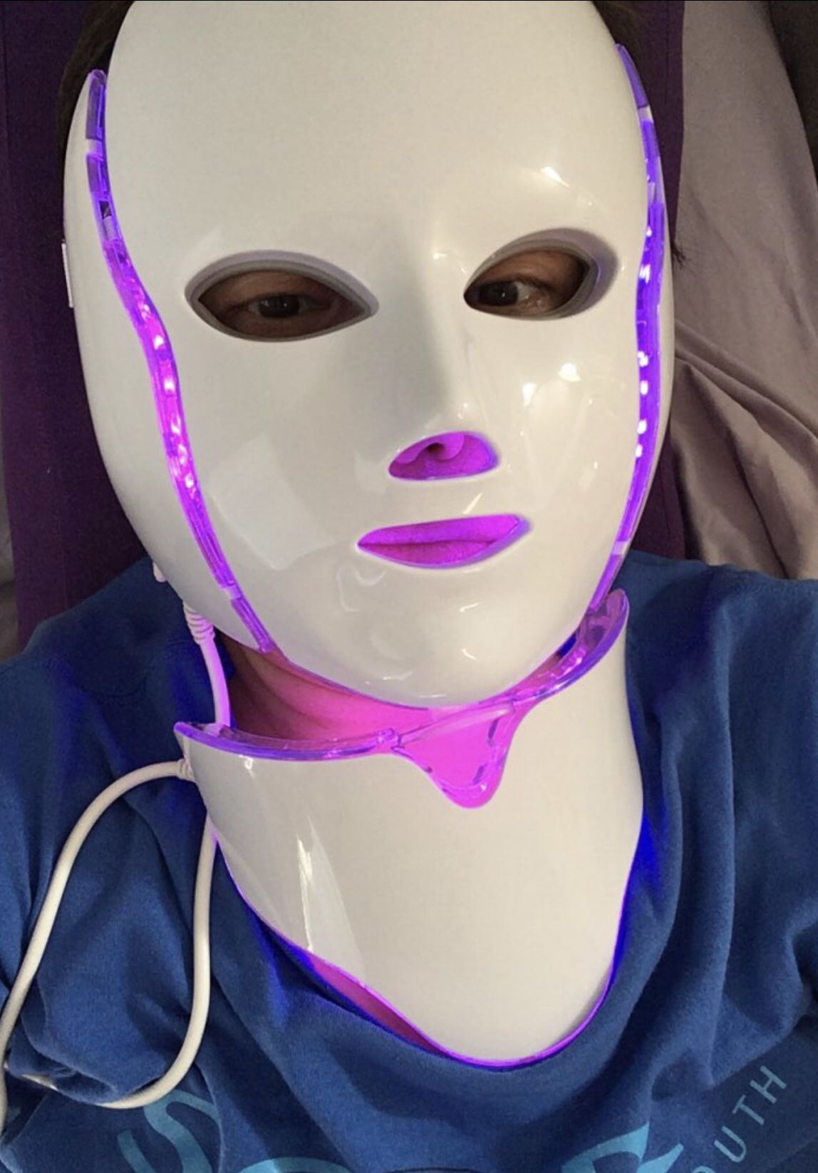 Led light therapy mask.