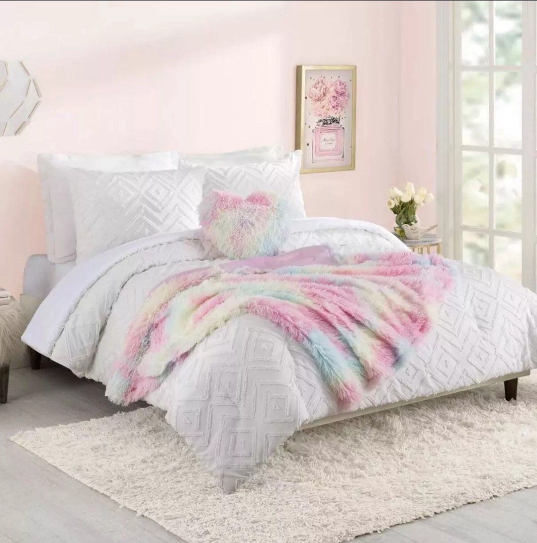 Teen Tie Dye Rainbow Makers Collective Tie Dye Rainbow Faux Fur Throw Super Cute