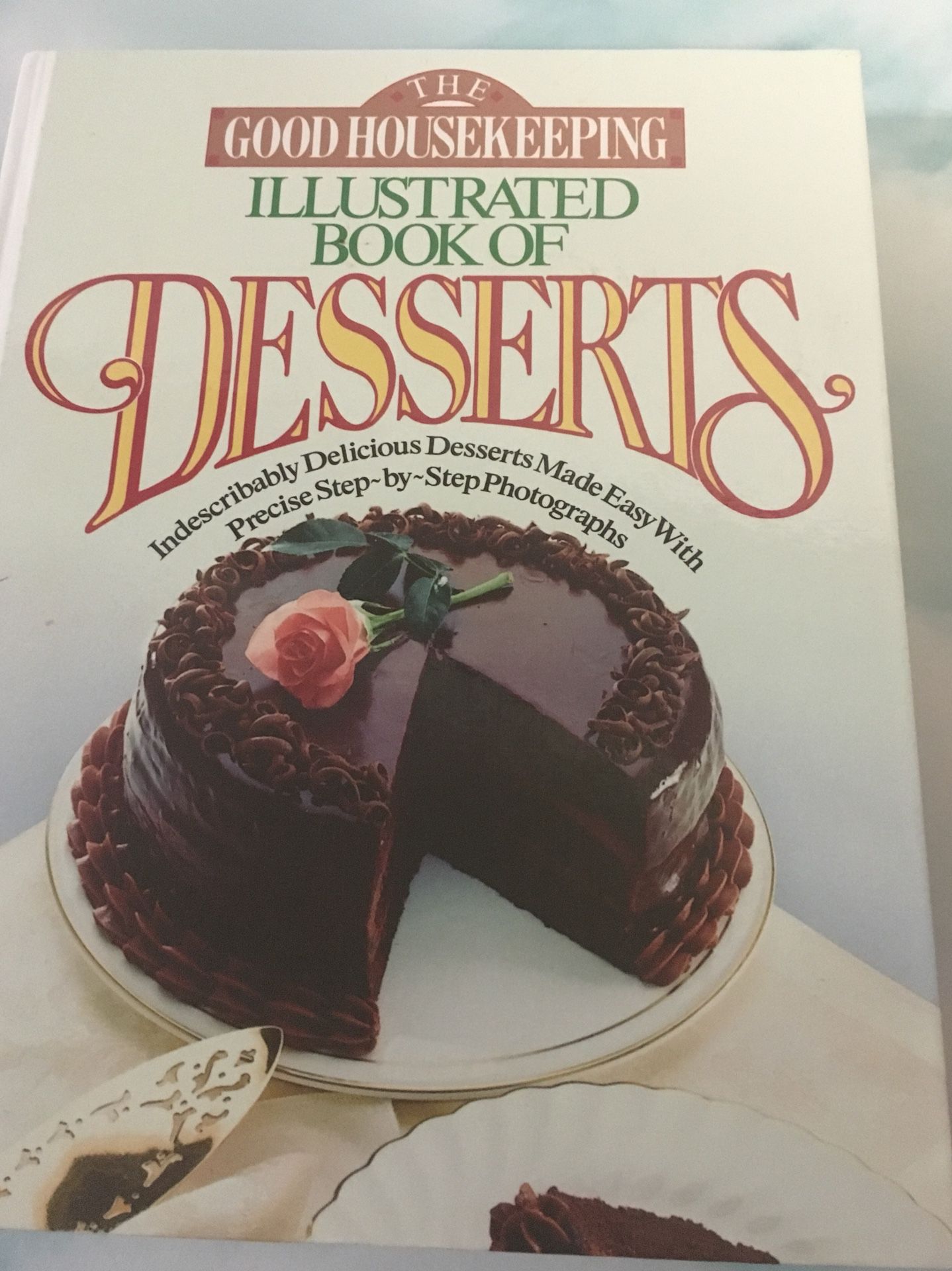 Fantastic Illustrated Book of Dessert Recipes