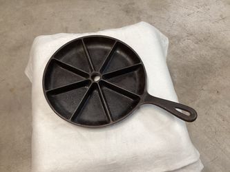 Cast iron Cooking Skillet 9” CB8