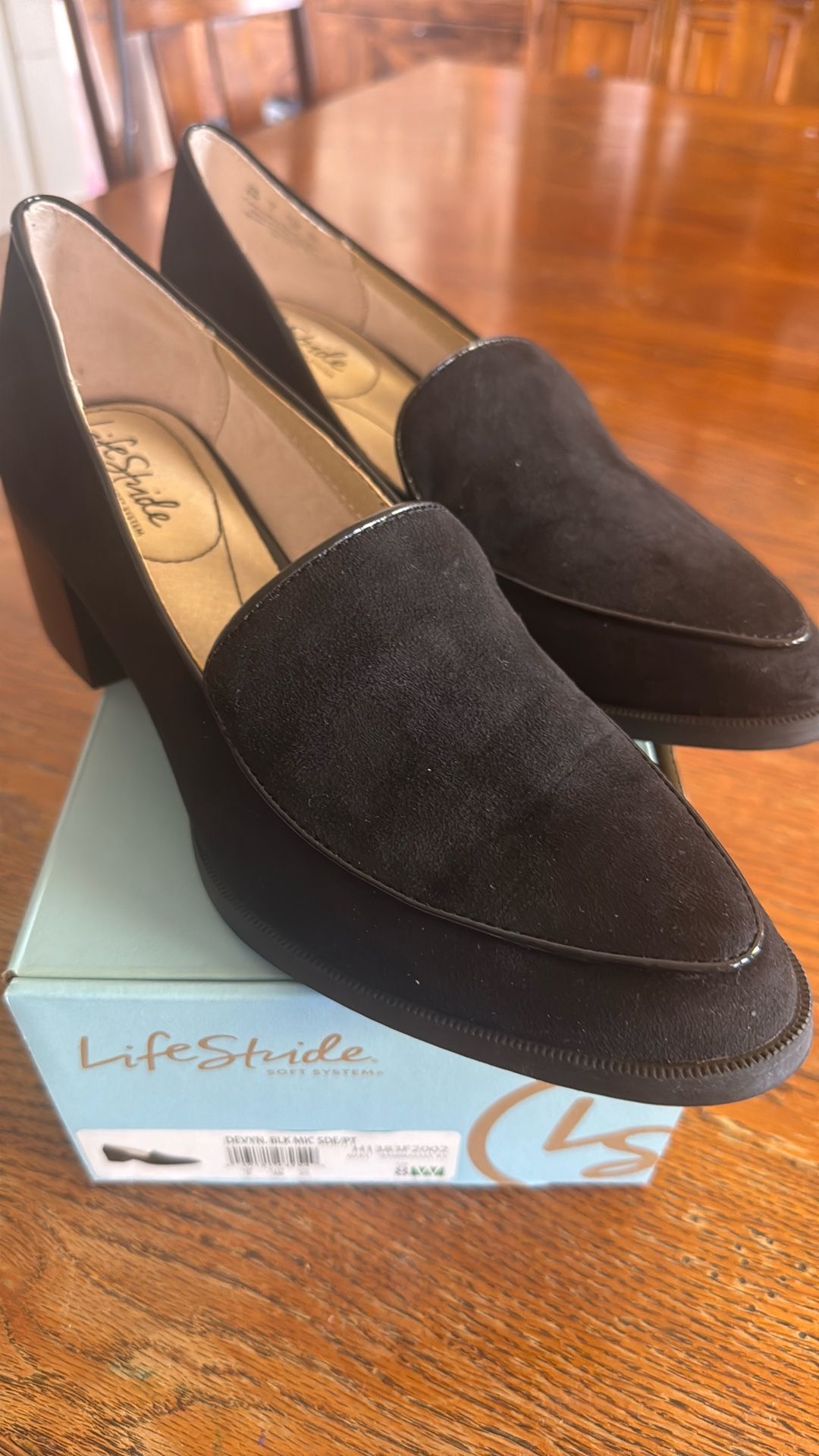 Life Stride Devyn Black Size 8