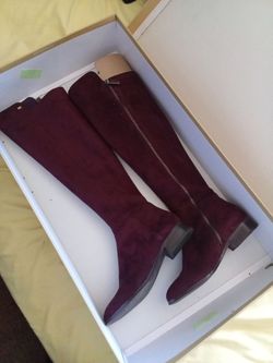 Size 6M women boots Michael Kors