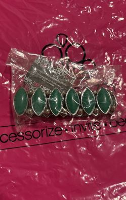 Paparazzi Green Stone Stretch Bracelet 