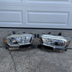Toyota Tacoma Faros OEM Originales 2019-2022