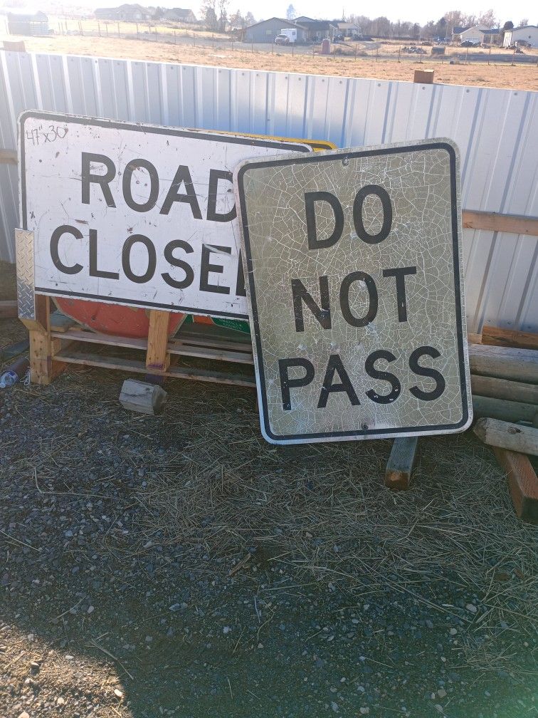 Various Street Signs Xtra Large
