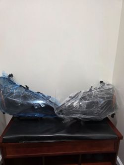 Black Projector Headlights assimley $100 OBO