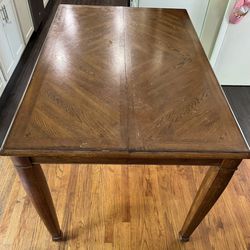 Wooden Dinning Room Table 