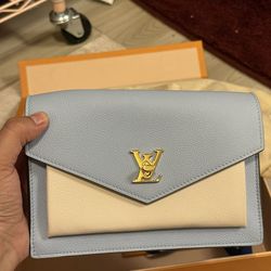 Louis Vuitton Purse