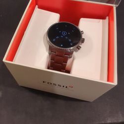Fossil Q Explorist