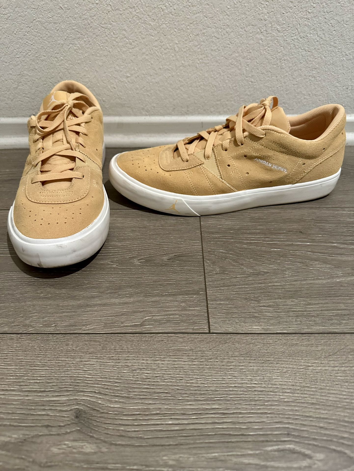 Jordan Series ES