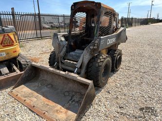 John Deere 324E SkidSteer