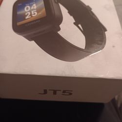 New smart watch never used