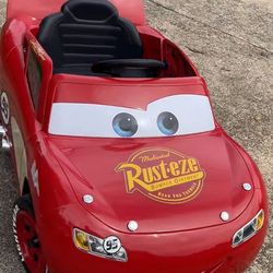 12v Lightning McQueen fon Ride On Car 
