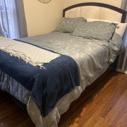 Bedroom furniture Set 