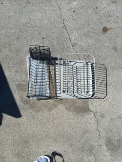 Dish drain