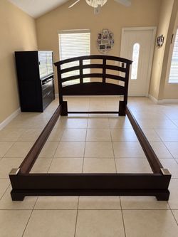 Queen-Size Wooden Bed Frame – Dark Brown