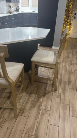 2 Barstool Chairs