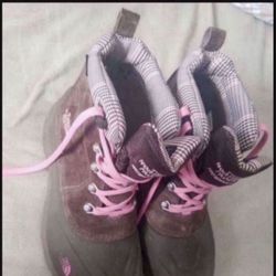 Botas De North Face Size 6 En  Muy Buenas Condiciones 3 En 1  Para La Lluvia Para El Frío Y Para La Nieve