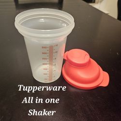 Tupperware All In One Shaker