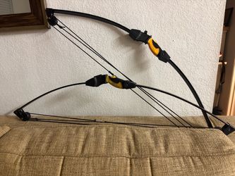 2 YOUTH PRACTICE ARCHERY BOWS — GREAT DEAL