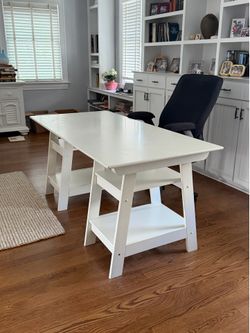 White office desk-beautiful