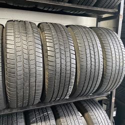 SET OF TIRE 275 55 20 MICHELIN 85% LIFE