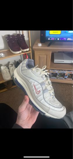 Air Max 98 Summit White size 9.5