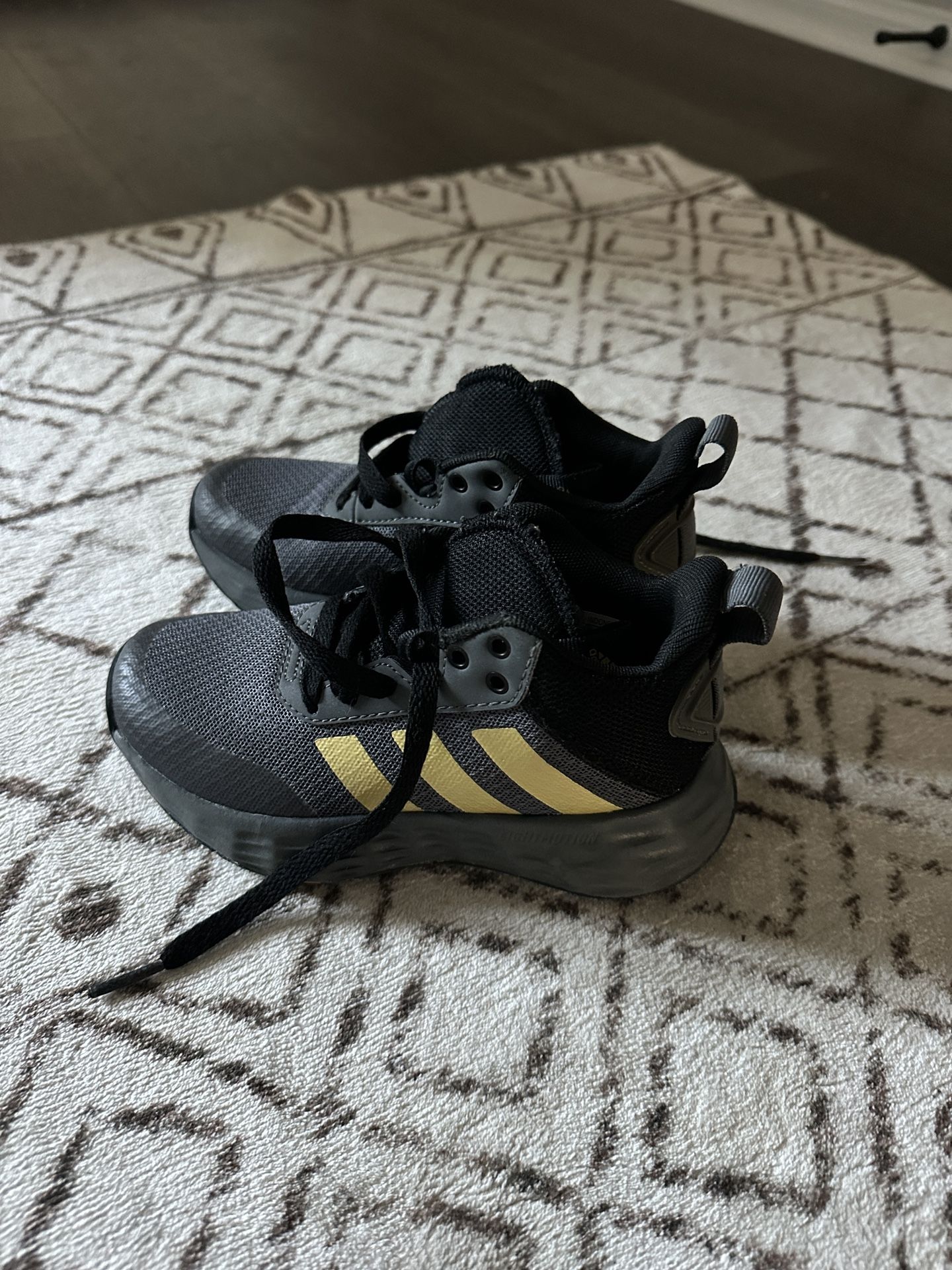Adidas Size 11C