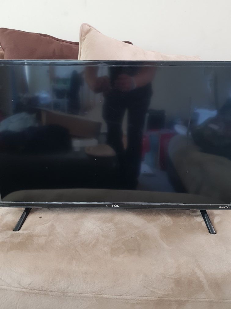 32 inch Roku TV