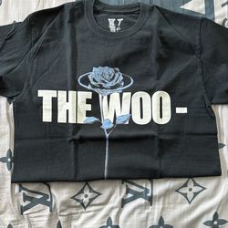 Men’s Vlone Shirt Small