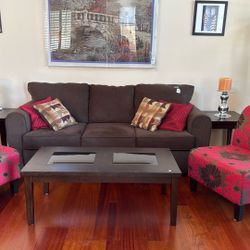 Sofa & Accent Chairs 