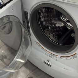 Whirlpool Front Load Dryer Gas 4.9  Cu. Ft. 29” EXCELLENT PRICE !