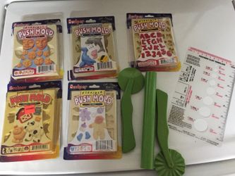 Clay molds/ moldes para pasta moldeable