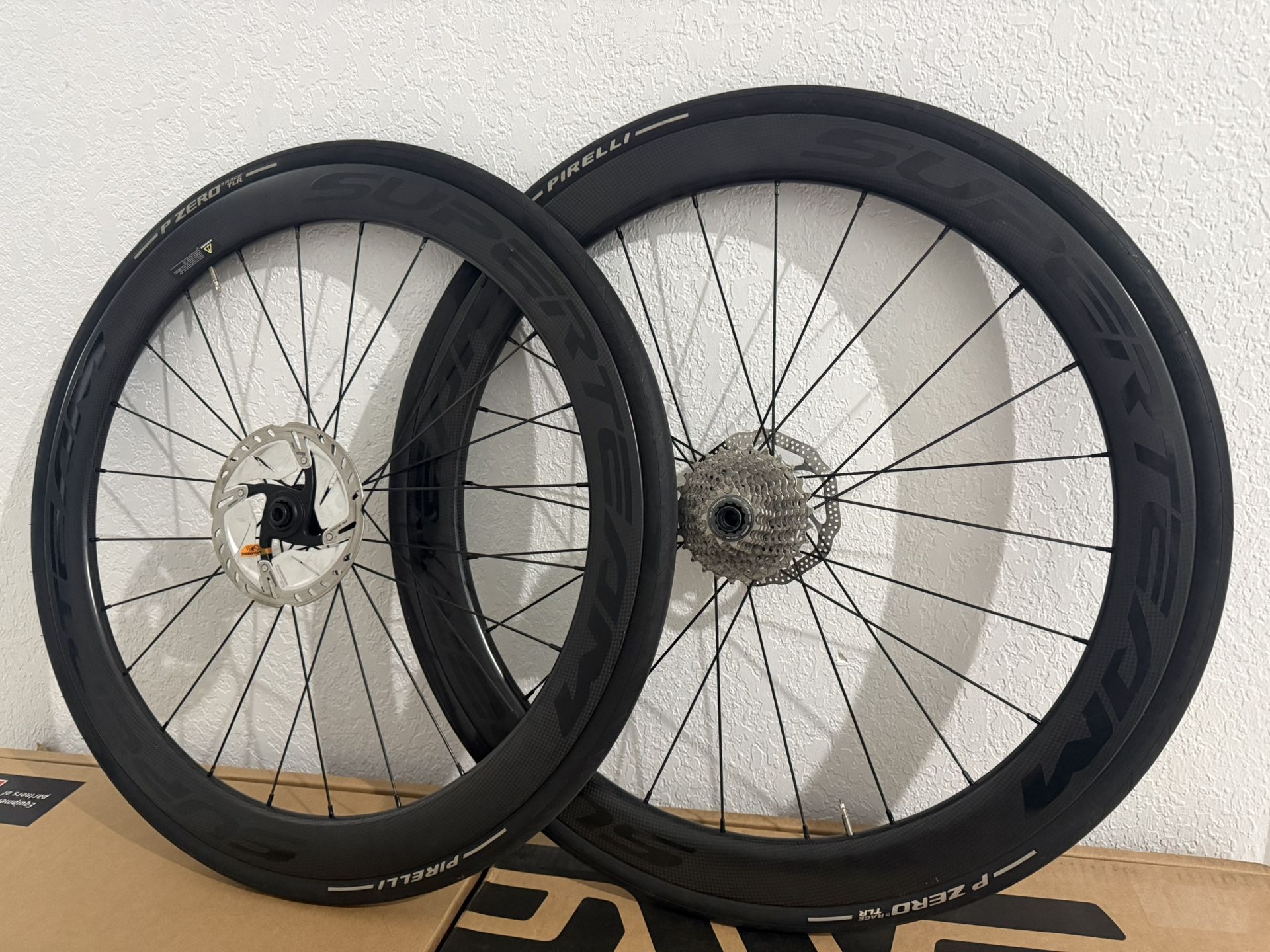 Superteam Carbon 60mm Disc Wheelset – Road Bike