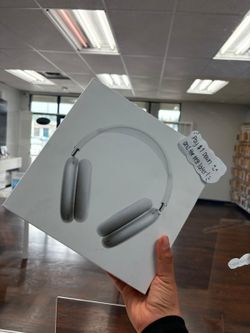 Apple Airpods Max Headphones New - Pay $1 To Take It Home Today and pay the rest later.
