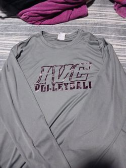 Womens M IVC volleyball long sleeve