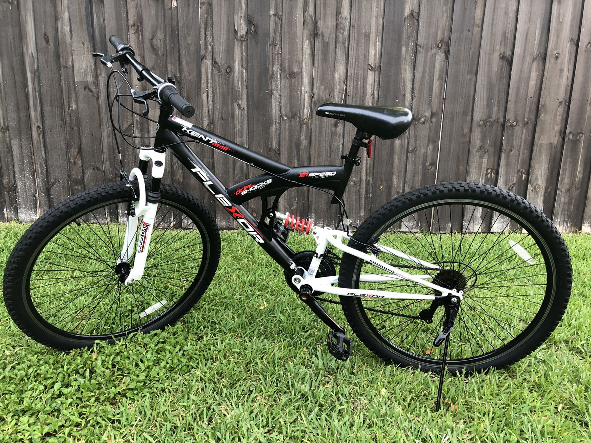 29” Mountain Bike 21 speeds like new for sale!