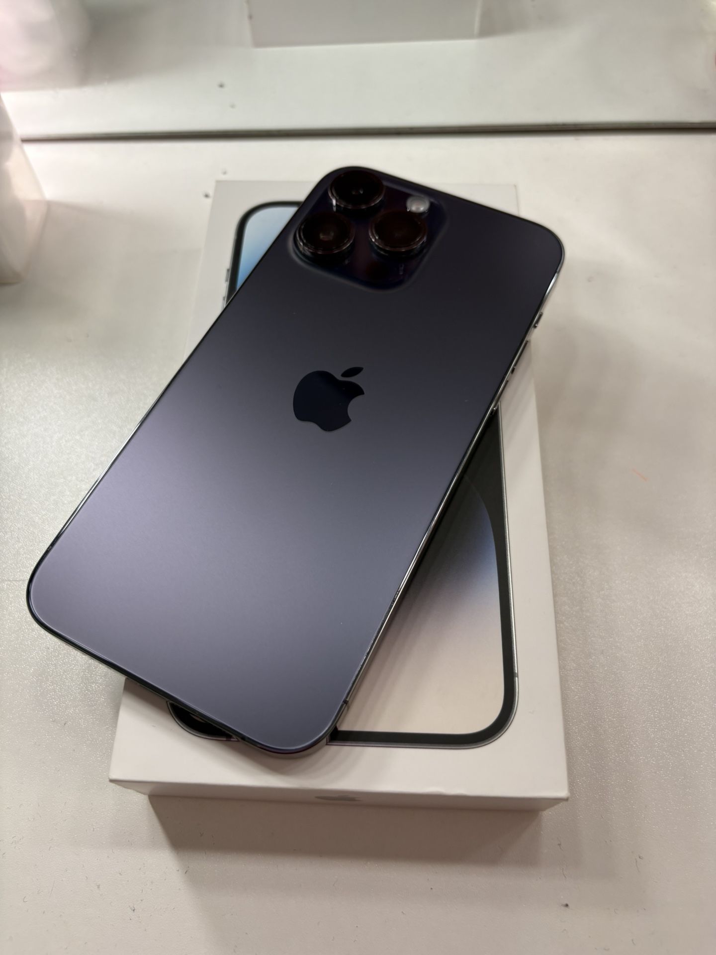 iPhone 14 Pro Max 128 GB unlocked 
