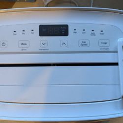 Portable AC For SALE 150 OBO- Needs VENT TUBE 