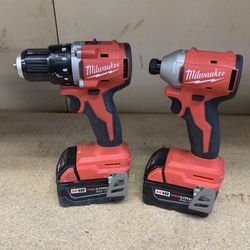 Milwuakee M18 18-Volt Lithium-Ion Brushless Cordless Compact Hammer Drill/Impact Combo Kit (2-Tool) with (2) Batteries