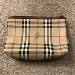 Burberry Pouch 