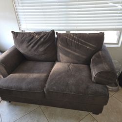 Loveseat 
