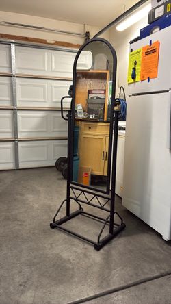 Stand Up Mirror